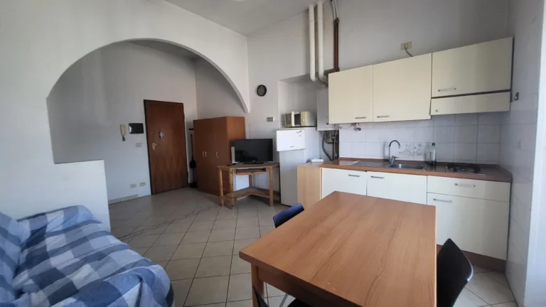 Ivrea - Bilocale arredato
